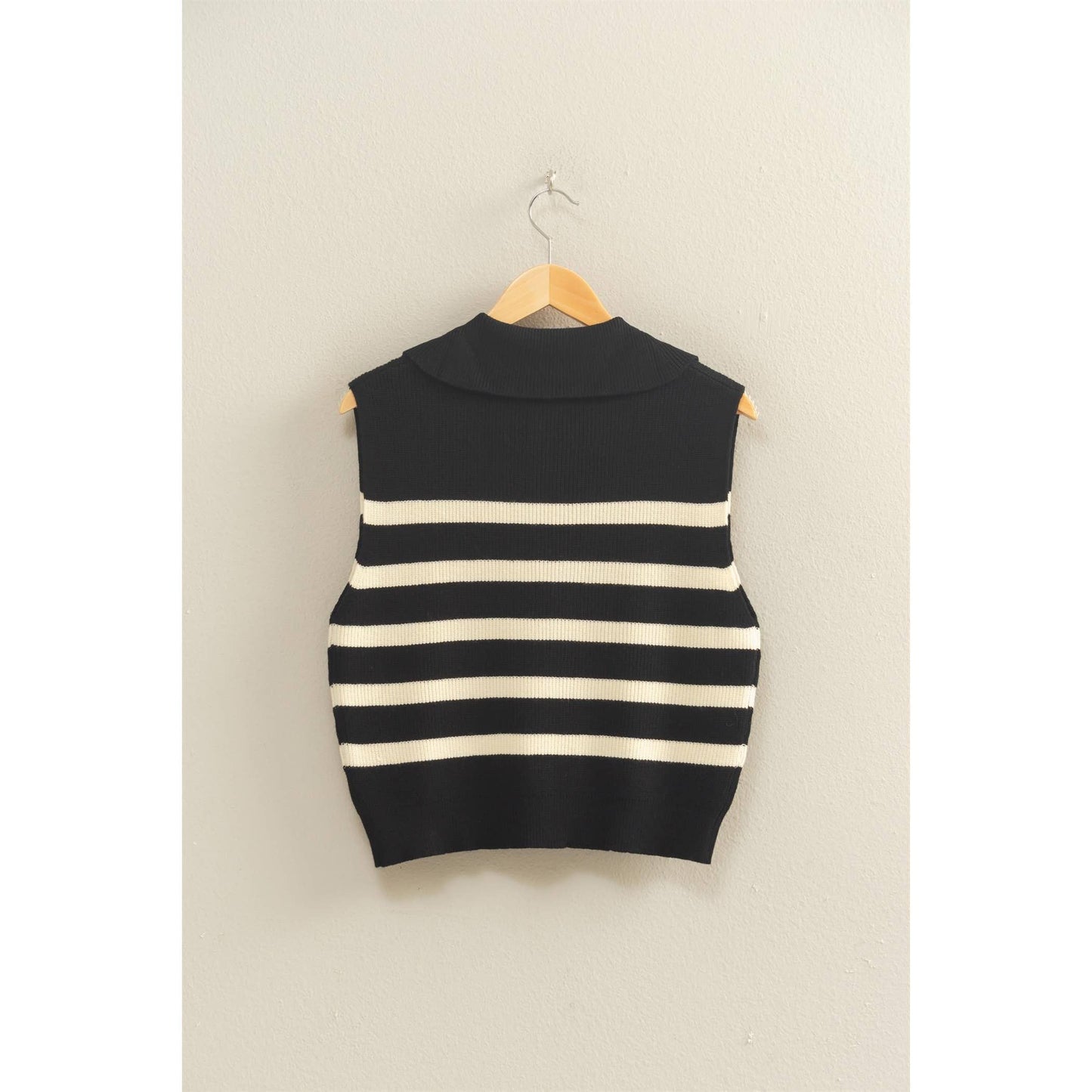The Lineup Vest - Black