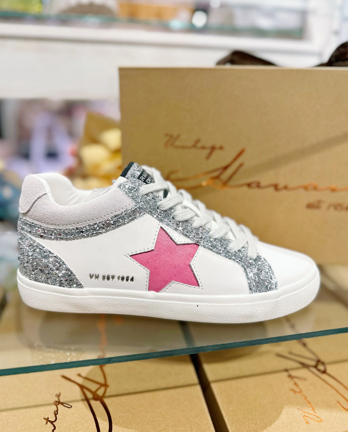 Vintage Havana - Bounce Pink