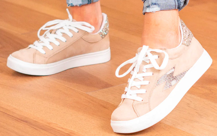 Very G Lightning Sneakers