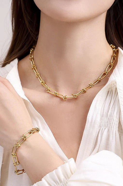 Titanium Non-Tarnish Barbed Wire Necklace