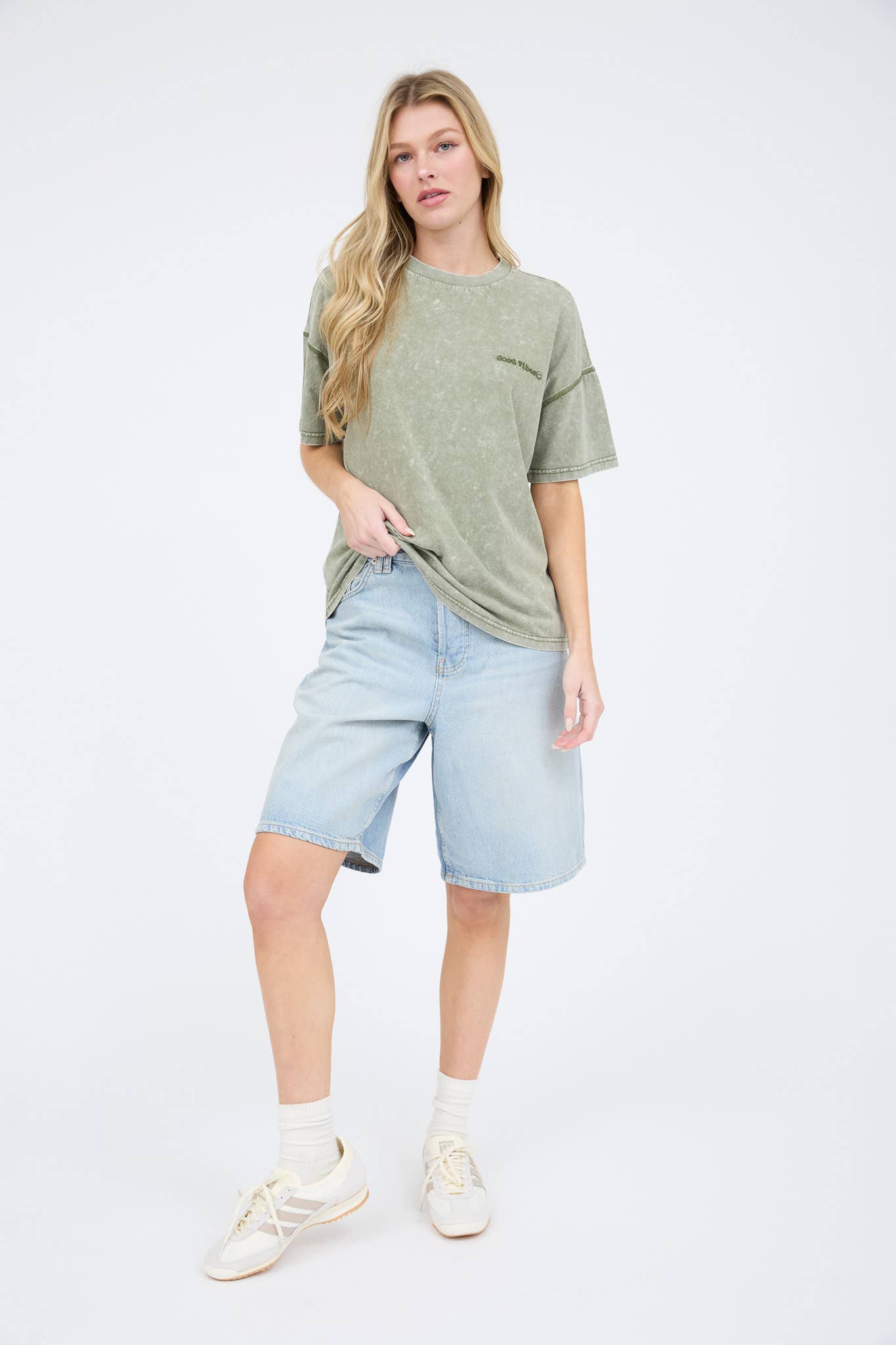 Good Vibes Tee