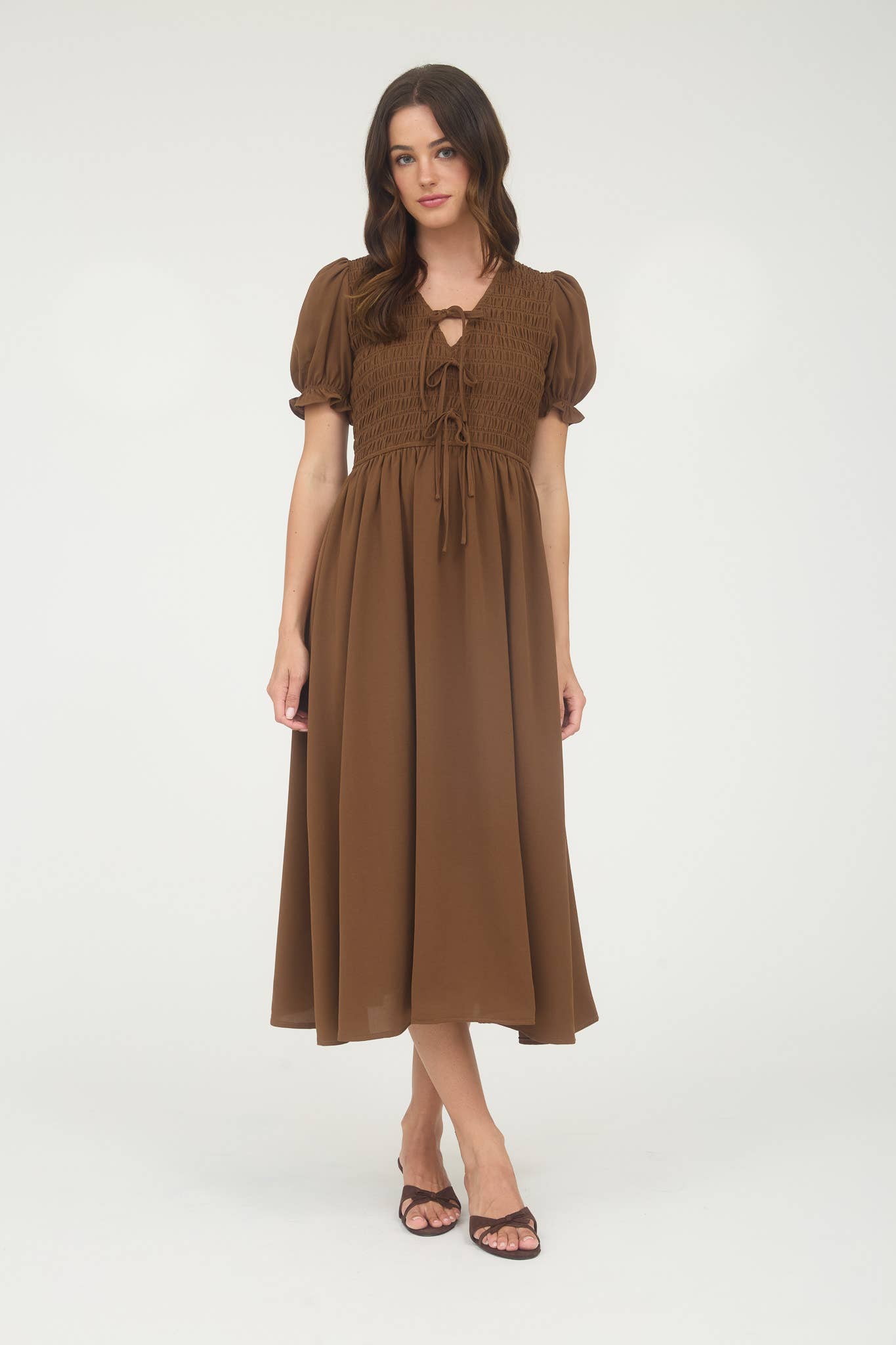 V NECK FRONT TIE SMOCKED PUFF SLEEVE MIDI DRESS: NAVY