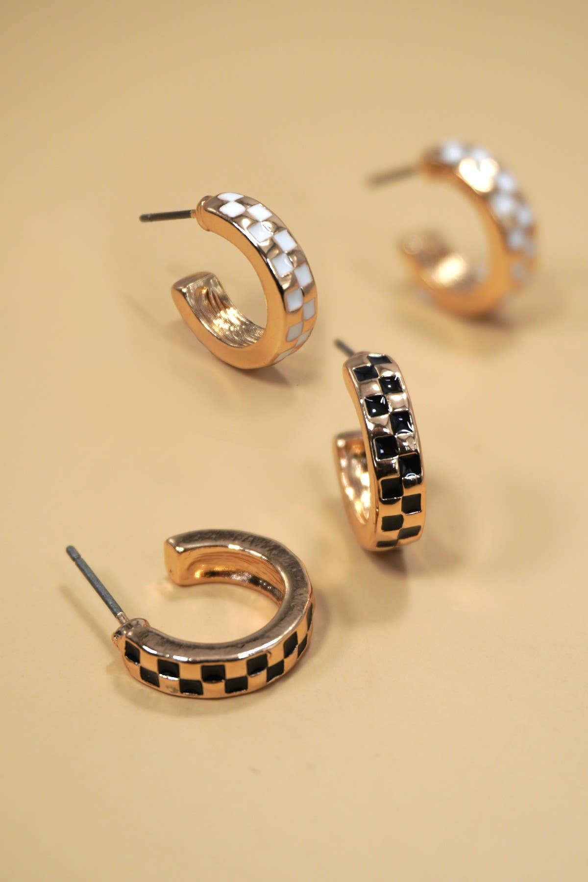 Checkered Hoops Gold/black