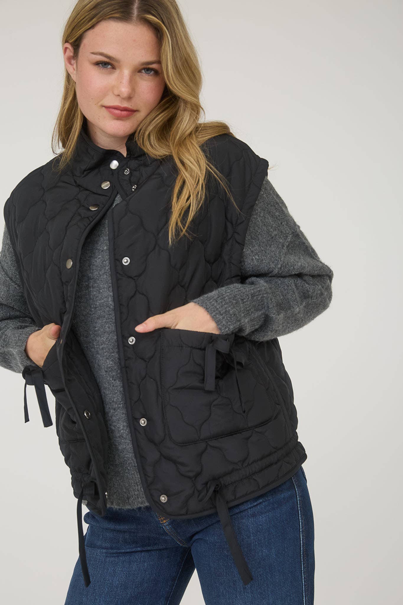 The Emerson Quilted Vest Black