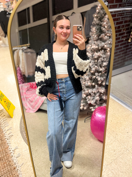 Scallop Striped Cardigan