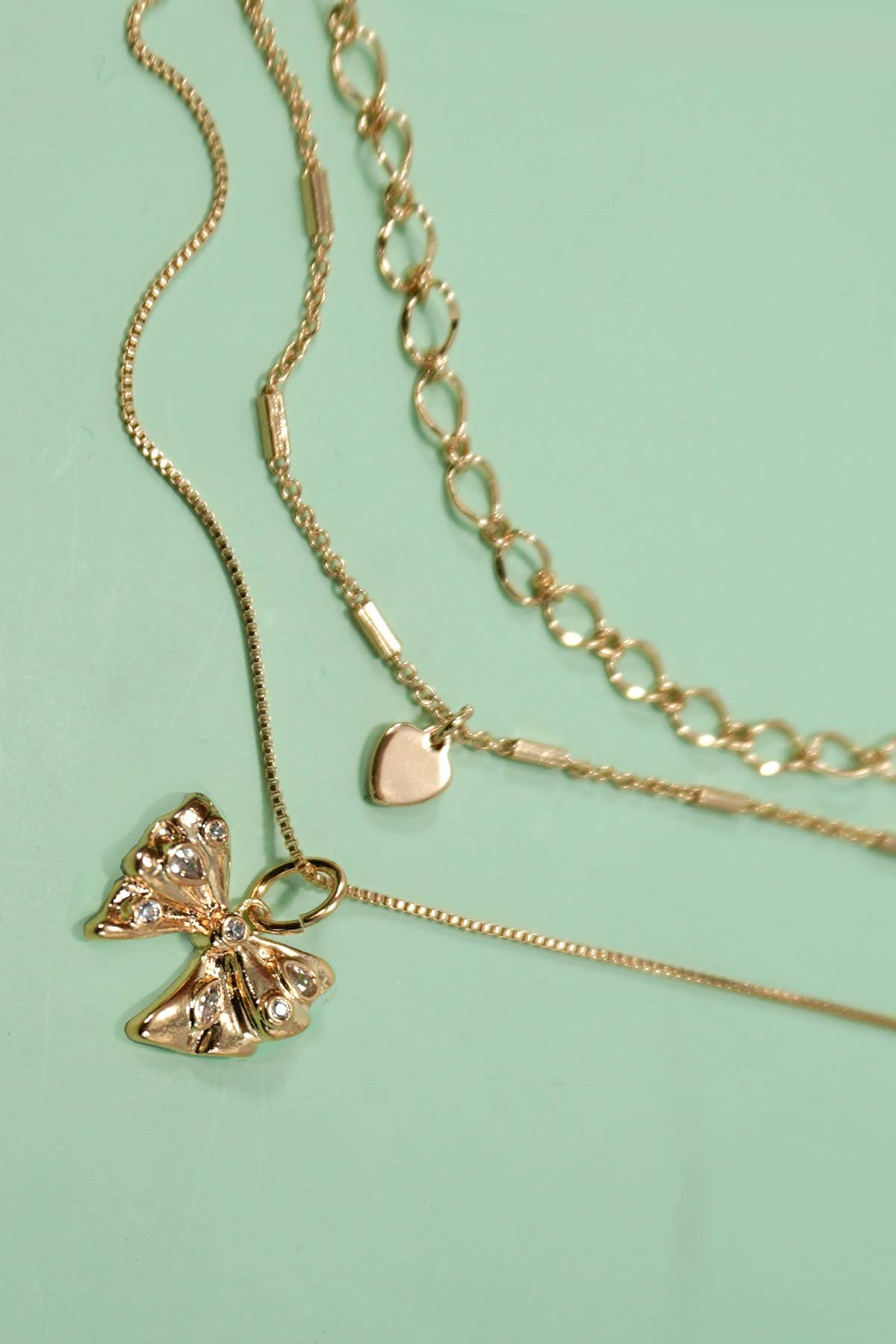 MULTI LAYERED BOW HEART