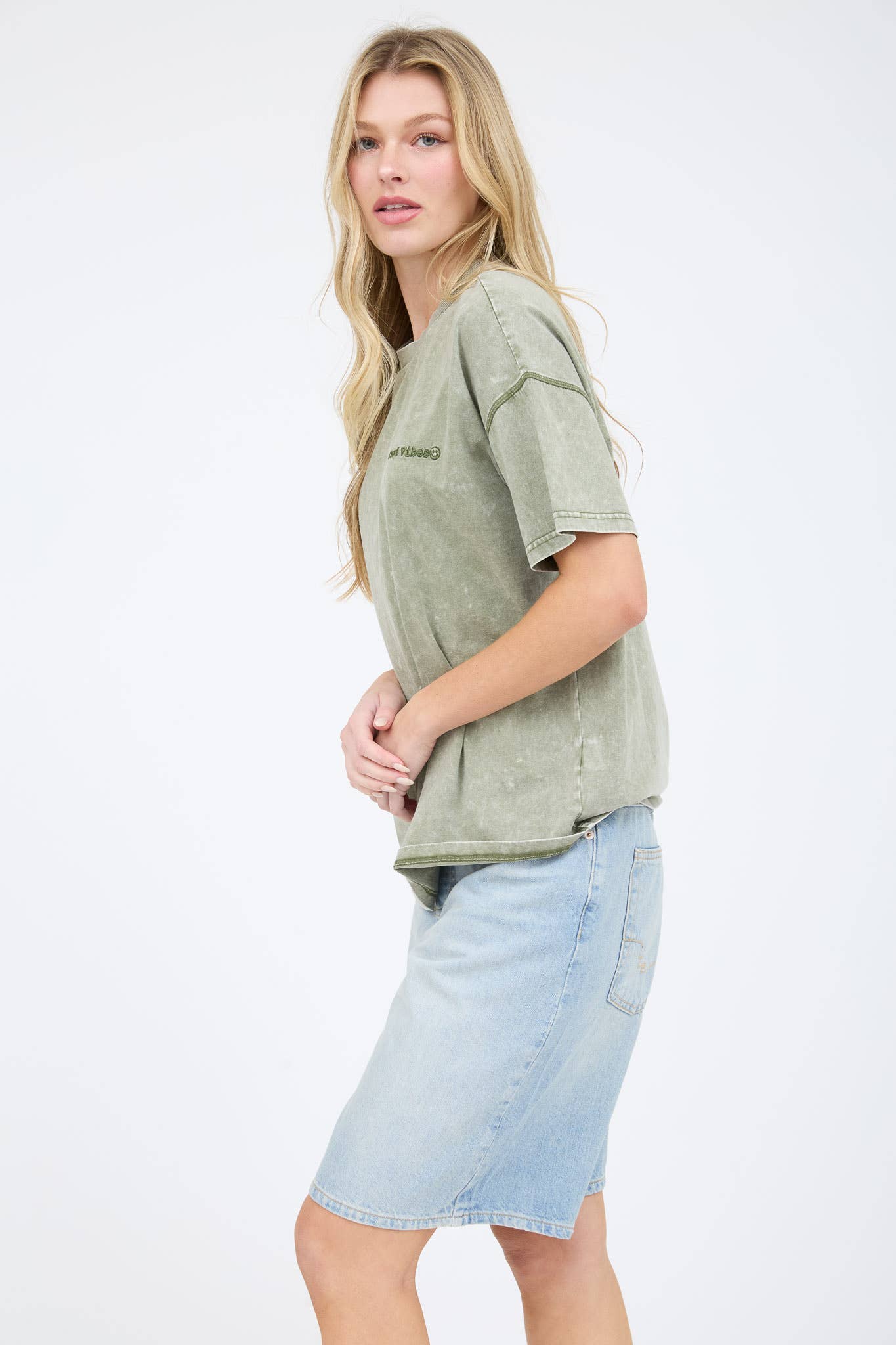 Good Vibes Tee
