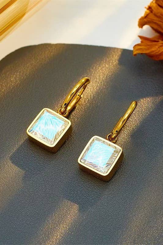 18K TARNISH FREEEARRINGS: GOLD